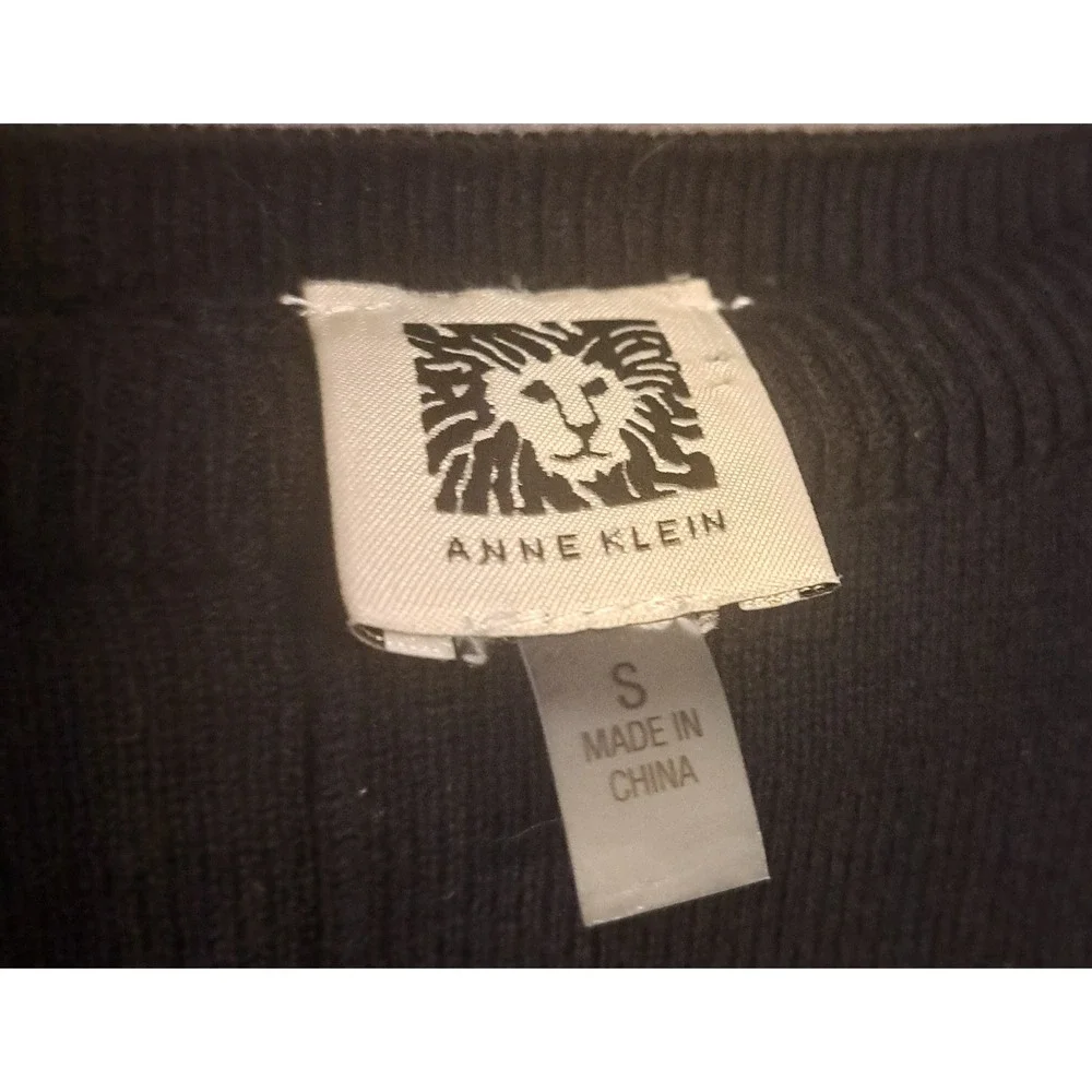 Anne Klein Crewneck Long Sleeved Sweater Womens‎ Size Small Black
